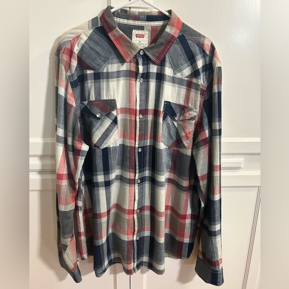 Levi Plaid Western XXL Longe Sleeve Button Down Shirt.